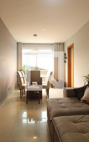 Apartamento à venda com 80m², 3 quartos e 2 vagasSala