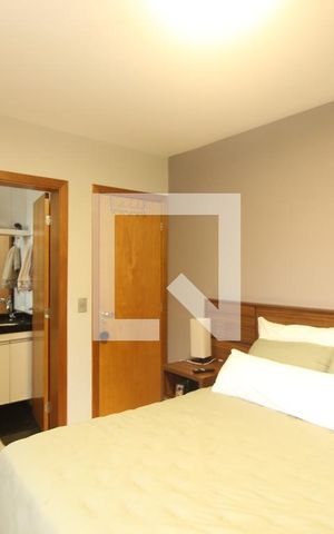 Apartamento à venda com 80m², 3 quartos e 2 vagasQuarto