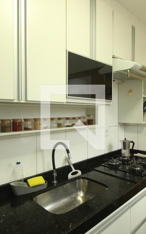 Apartamento à venda com 80m², 3 quartos e 2 vagasCozinha