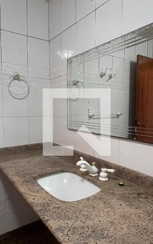 Apartamento à venda com 110m², 2 quartos e 1 vaga Apartamento à venda com 110m², 2 quartos e 1 vagaBanheiro