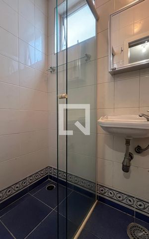 Apartamento à venda com 110m², 2 quartos e 1 vaga Apartamento à venda com 110m², 2 quartos e 1 vagaBanheiro 2