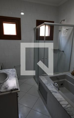 Casa de condomínio à venda com 800m², 4 quartos e 1 vagaBanheiro 4