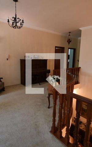 Casa de condomínio à venda com 800m², 4 quartos e 1 vagaHall