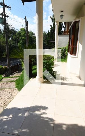 Casa de condomínio à venda com 800m², 4 quartos e 1 vagaEntrada