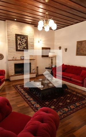 Casa de condomínio à venda com 800m², 4 quartos e 1 vagaSala 1