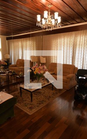 Casa de condomínio à venda com 800m², 4 quartos e 1 vagaSala 2