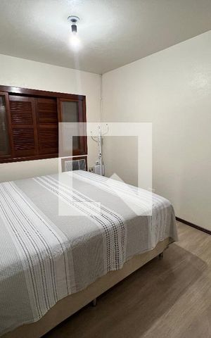 Casa à venda com 250m², 4 quartos e 2 vagasSuíte