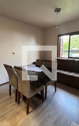 Casa à venda com 250m², 4 quartos e 2 vagasSala
