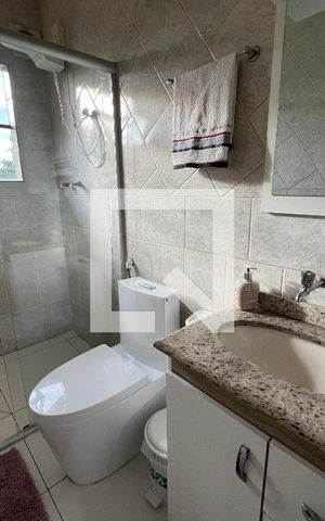 Casa à venda com 250m², 4 quartos e 2 vagasBanheiro 1