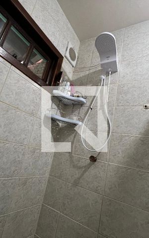 Casa à venda com 250m², 4 quartos e 2 vagasBanheiro da Suíte