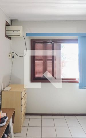 Casa à venda com 205m², 3 quartos e 2 vagas Casa à venda com 205m², 3 quartos e 2 vagasQuarto 1