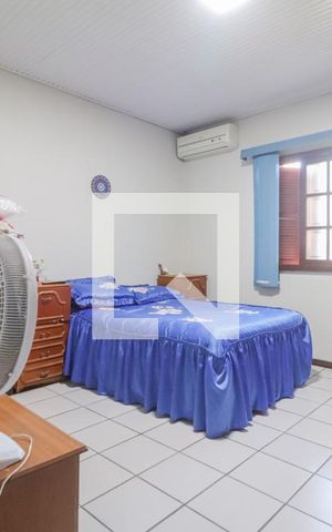 Casa à venda com 205m², 3 quartos e 2 vagas Casa à venda com 205m², 3 quartos e 2 vagasQuarto 3
