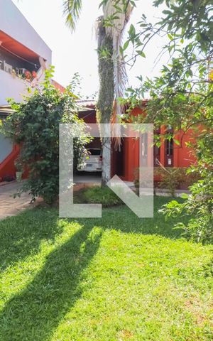 Casa à venda com 205m², 3 quartos e 2 vagas Casa à venda com 205m², 3 quartos e 2 vagasÁrea comum