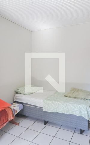 Casa à venda com 205m², 3 quartos e 2 vagas Casa à venda com 205m², 3 quartos e 2 vagasQuarto 2