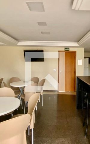 Apartamento à venda com 269m², 3 quartos e 3 vagas Apartamento à venda com 269m², 3 quartos e 3 vagasSalão de Festas