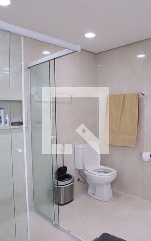 Apartamento à venda com 269m², 3 quartos e 3 vagas Apartamento à venda com 269m², 3 quartos e 3 vagasBanheiro do Quarto 2