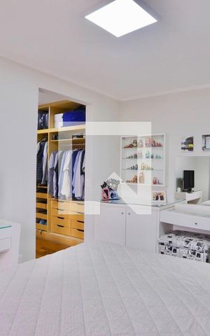 Apartamento à venda com 269m², 3 quartos e 3 vagas Apartamento à venda com 269m², 3 quartos e 3 vagasQuarto 2