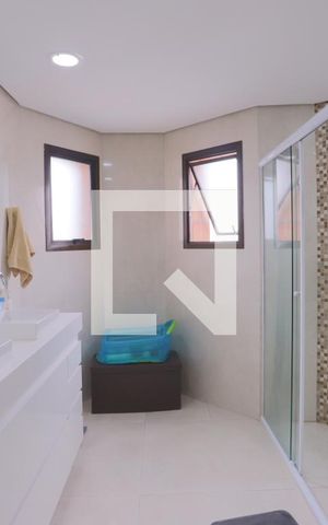 Apartamento à venda com 269m², 3 quartos e 3 vagas Apartamento à venda com 269m², 3 quartos e 3 vagasBanheiro do Quarto 2
