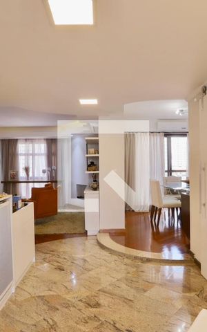 Apartamento à venda com 269m², 3 quartos e 3 vagas Apartamento à venda com 269m², 3 quartos e 3 vagasHall
