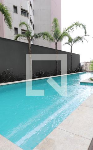 Studio à venda com 26m², 1 quarto e sem vagaÁrea comum - Piscina