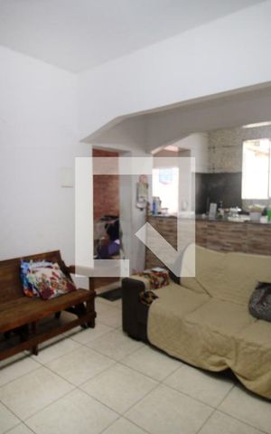 Casa à venda com 73m², 2 quartos e sem vagaSala