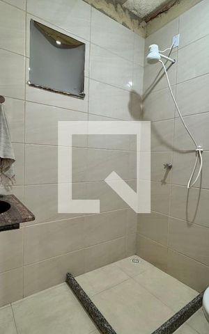 Casa à venda com 330m², 4 quartos e 4 vagas Casa à venda com 330m², 4 quartos e 4 vagasBanheiro Social