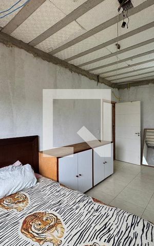 Casa à venda com 330m², 4 quartos e 4 vagas Casa à venda com 330m², 4 quartos e 4 vagasSuíte