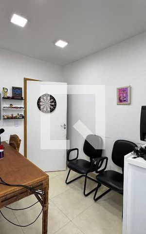 Casa à venda com 330m², 4 quartos e 4 vagas Casa à venda com 330m², 4 quartos e 4 vagasQuarto 1