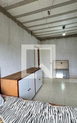 Casa à venda com 330m², 4 quartos e 4 vagas Casa à venda com 330m², 4 quartos e 4 vagasSuíte
