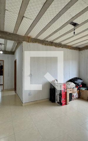 Casa à venda com 330m², 4 quartos e 4 vagas Casa à venda com 330m², 4 quartos e 4 vagasSala (segundo andar)