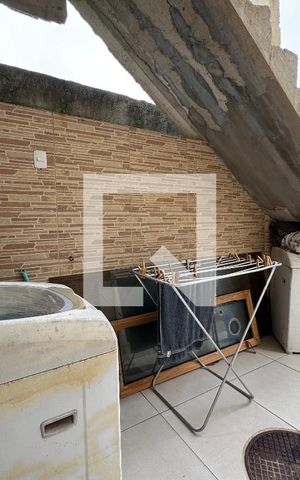 Casa à venda com 330m², 4 quartos e 4 vagas Casa à venda com 330m², 4 quartos e 4 vagasÁrea de Serviço