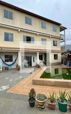 Casa à venda com 330m², 4 quartos e 4 vagas Casa à venda com 330m², 4 quartos e 4 vagasÁrea externa