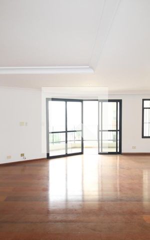 Apartamento para alugar com 158m², 4 quartos e 3 vagasSala