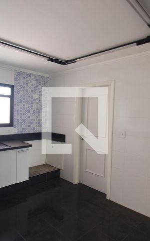 Apartamento para alugar com 158m², 4 quartos e 3 vagasCozinha