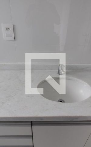 Apartamento para alugar com 158m², 4 quartos e 3 vagasQuarto 3 - Banheiro