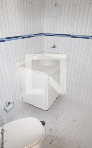 Apartamento para alugar com 158m², 4 quartos e 3 vagasÁrea de Serviço - Banheiro