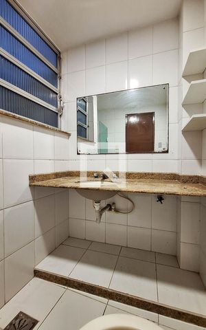 Apartamento à venda com 119m², 2 quartos e 1 vaga Apartamento à venda com 119m², 2 quartos e 1 vagaBanheiro Social