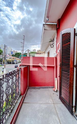 Casa à venda com 240m², 5 quartos e 2 vagasVaranda