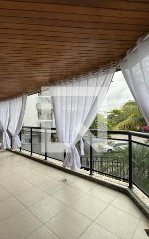 Apartamento à venda com 130m², 2 quartos e 1 vaga Apartamento à venda com 130m², 2 quartos e 1 vagaVaranda