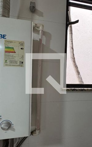 Apartamento à venda com 130m², 2 quartos e 1 vaga Apartamento à venda com 130m², 2 quartos e 1 vagaCozinha e Área de Serviço