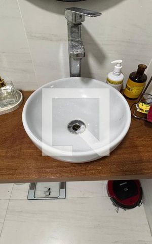 Apartamento à venda com 130m², 2 quartos e 1 vaga Apartamento à venda com 130m², 2 quartos e 1 vagaSuite 1- Banheiro