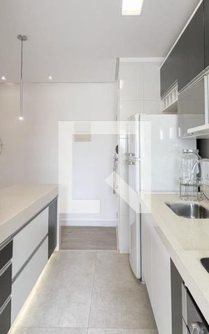 Apartamento para alugar com 64m², 2 quartos e 2 vagas Apartamento para alugar com 64m², 2 quartos e 2 vagasCozinha