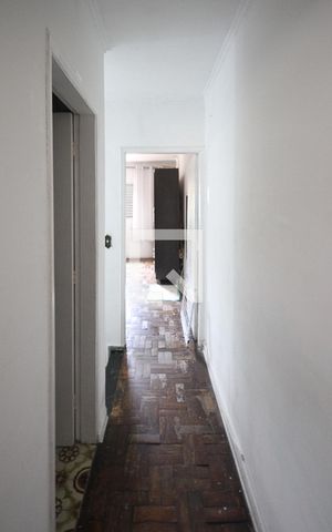 Casa à venda com 106m², 2 quartos e 1 vaga Casa à venda com 106m², 2 quartos e 1 vagaCorredor