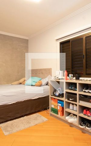 Casa à venda com 418m², 4 quartos e 6 vagasQuarto 2