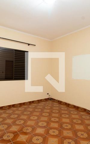 Casa à venda com 418m², 4 quartos e 6 vagasPiscina - Quarto