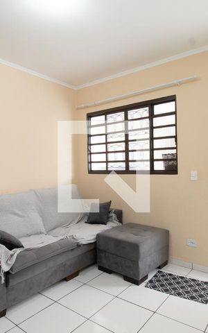 Casa à venda com 418m², 4 quartos e 6 vagasPiscina - Sala