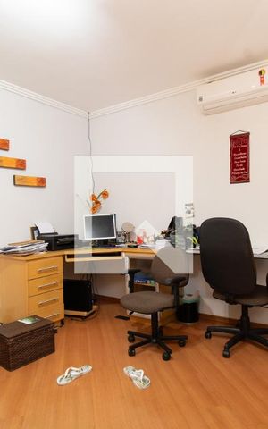 Casa à venda com 418m², 4 quartos e 6 vagasQuarto 1