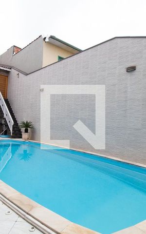 Casa à venda com 418m², 4 quartos e 6 vagasPiscina