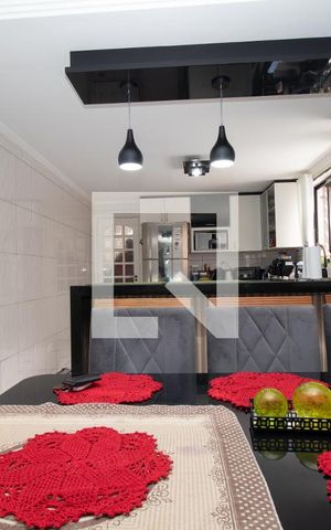 Casa à venda com 418m², 4 quartos e 6 vagasCozinha