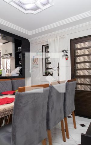 Casa à venda com 418m², 4 quartos e 6 vagasCozinha